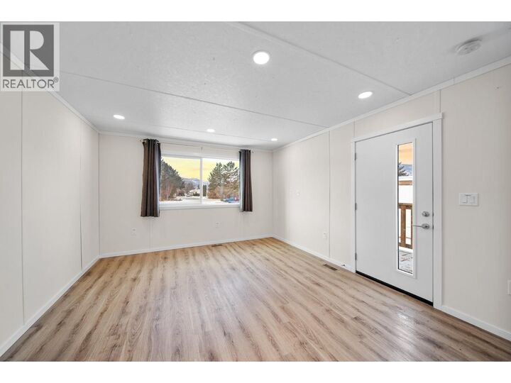 Photo de la propriété:  2776 Clapperton Avenue 101  BC V1K 1G5 