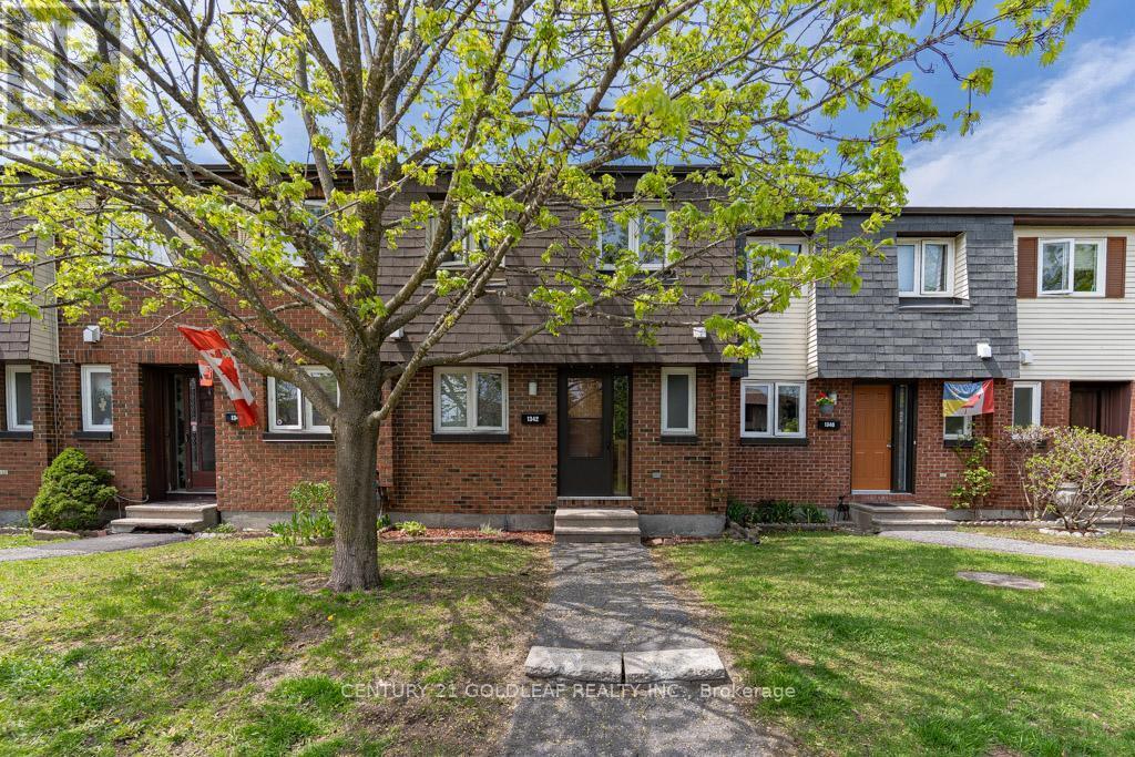 Property Photo: 1342 Cedarcroft Crescent ON K1B 5C8