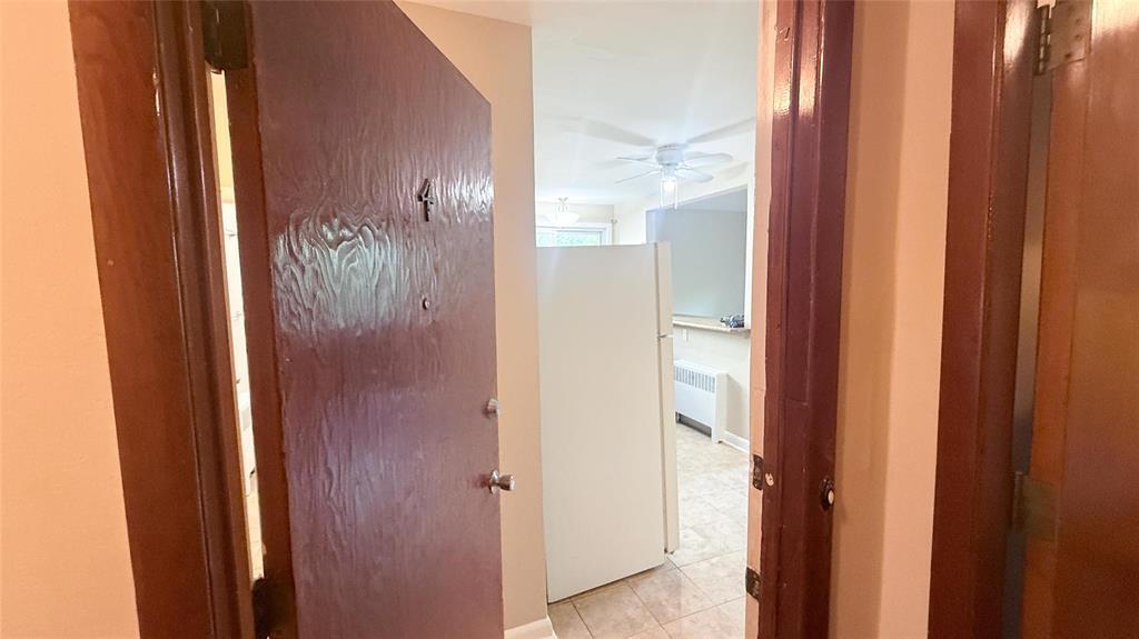 Property Photo:  131 Alfred Avenue  MB R2W 1X2 