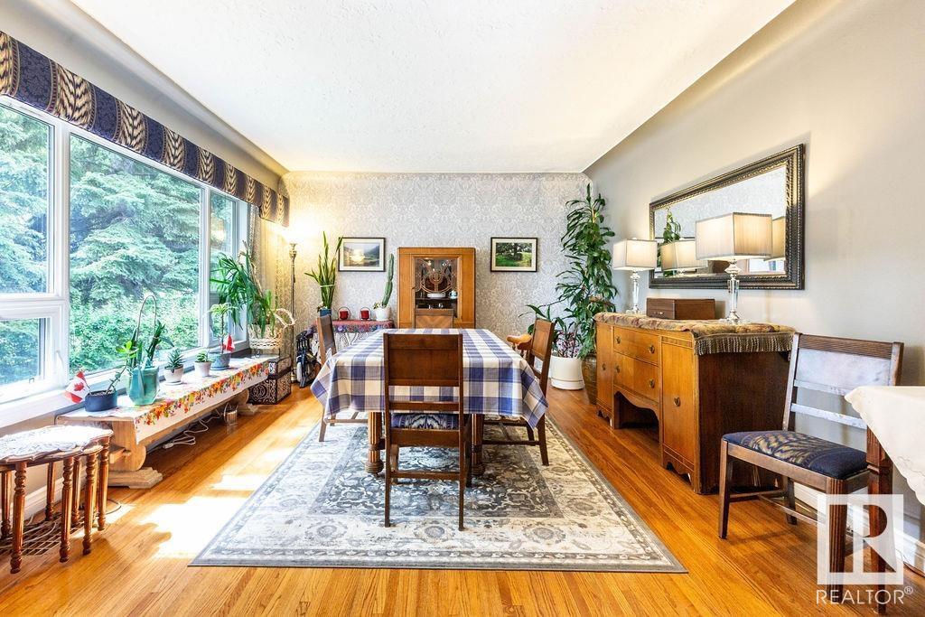 Property Photo:  14014 106 Avenue NW  AB T5N 1B2 