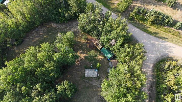 528 12002 Twp Rd 605A — photo 1