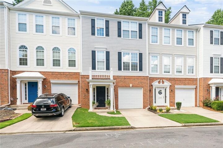 Property Photo: 3331 Lathenview Court GA 30004