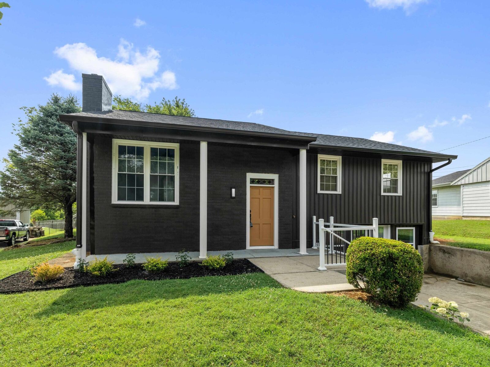 Property Photo: 1828 Mt. Vernon Drive KY 42303