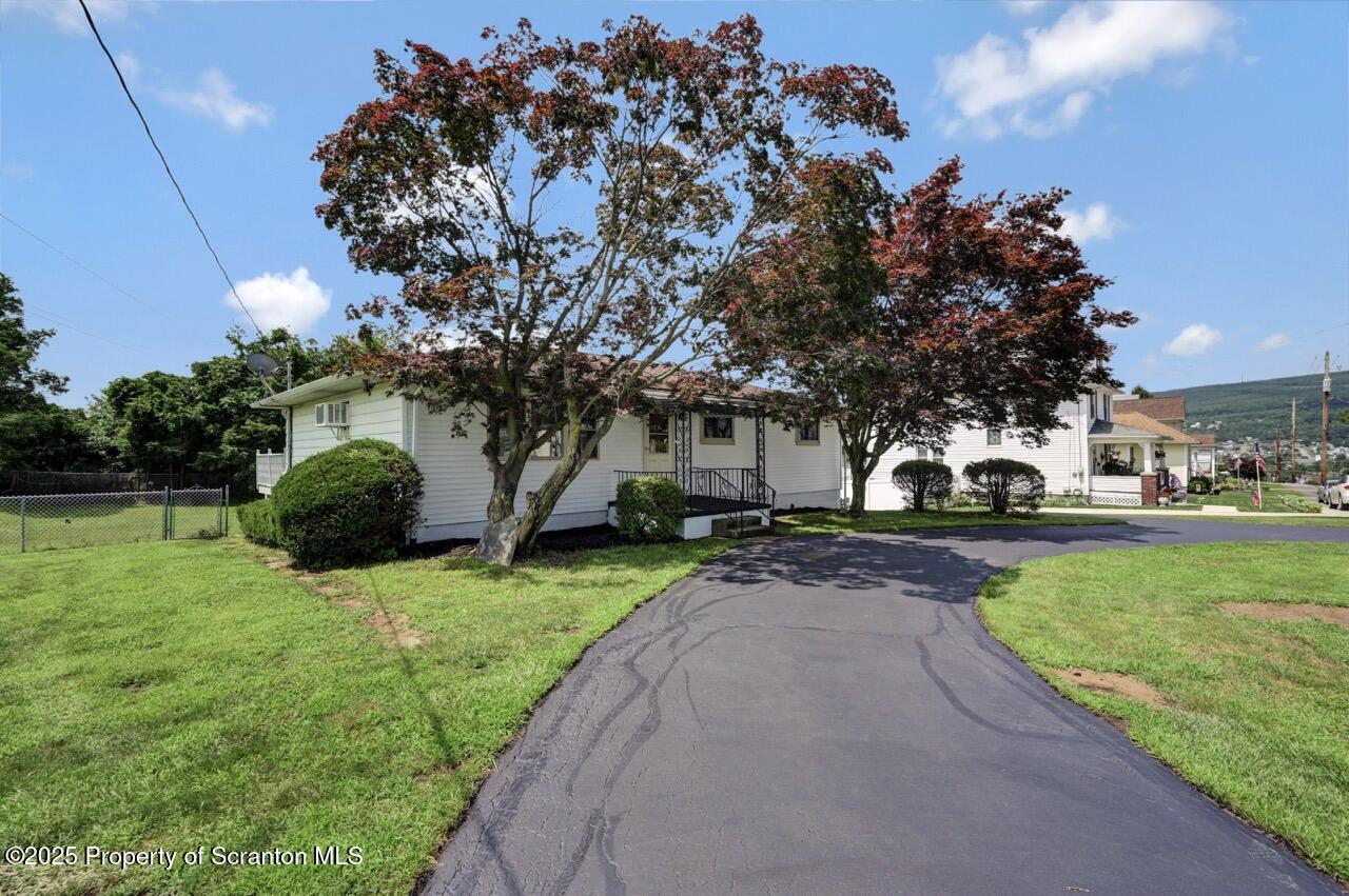 Property Photo: 619 E Scott Street PA 18447