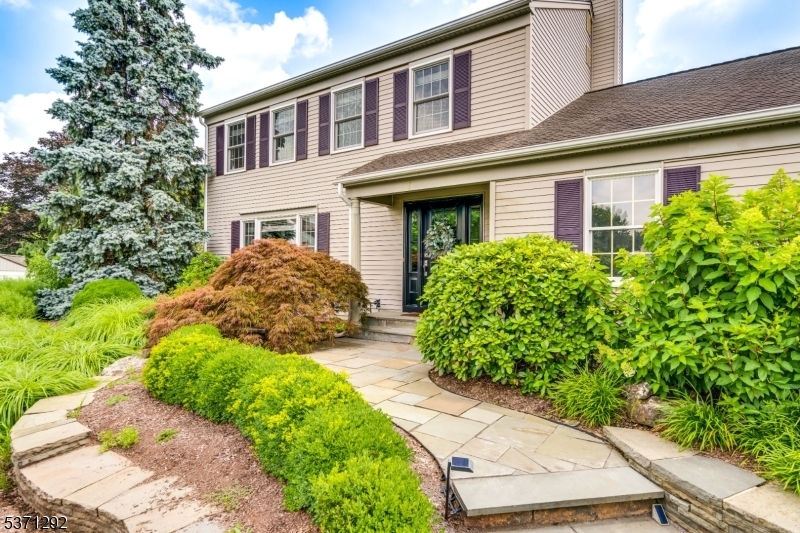 Property Photo:  7 Post Ct  NJ 08844 