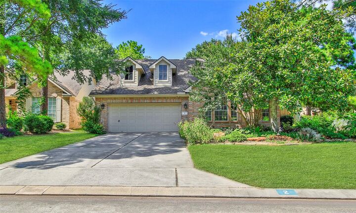 Property Photo: 2 Wrenfield Place TX 77384