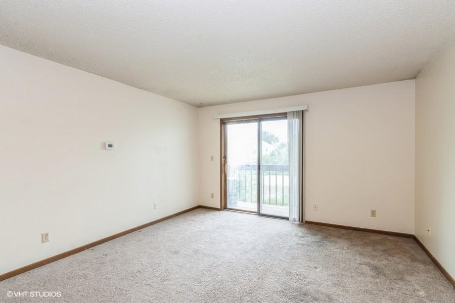 Property Photo: 2617 Westwinds Dr 4 IA 52246