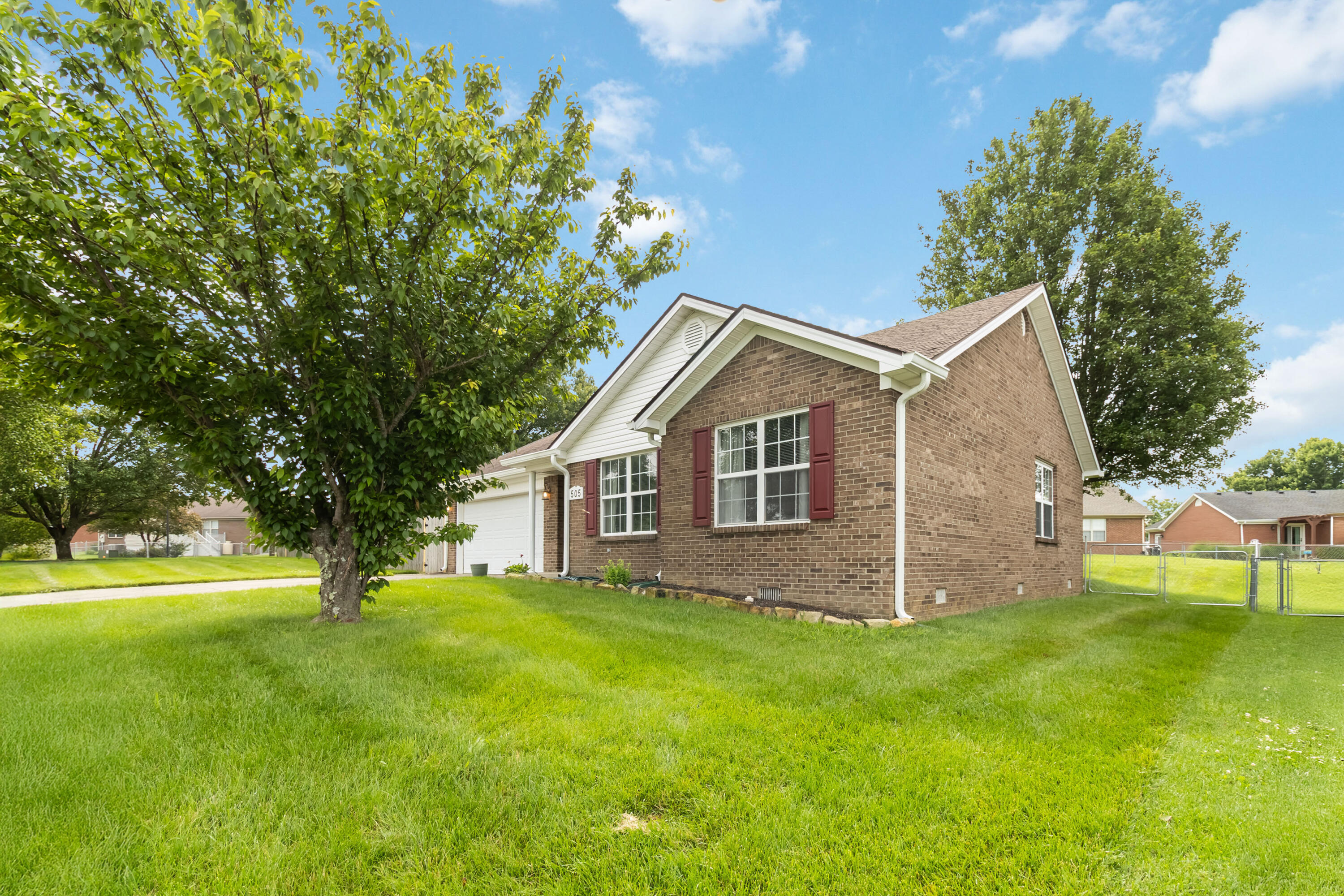 Property Photo: 505 Elleigh Way KY 40475