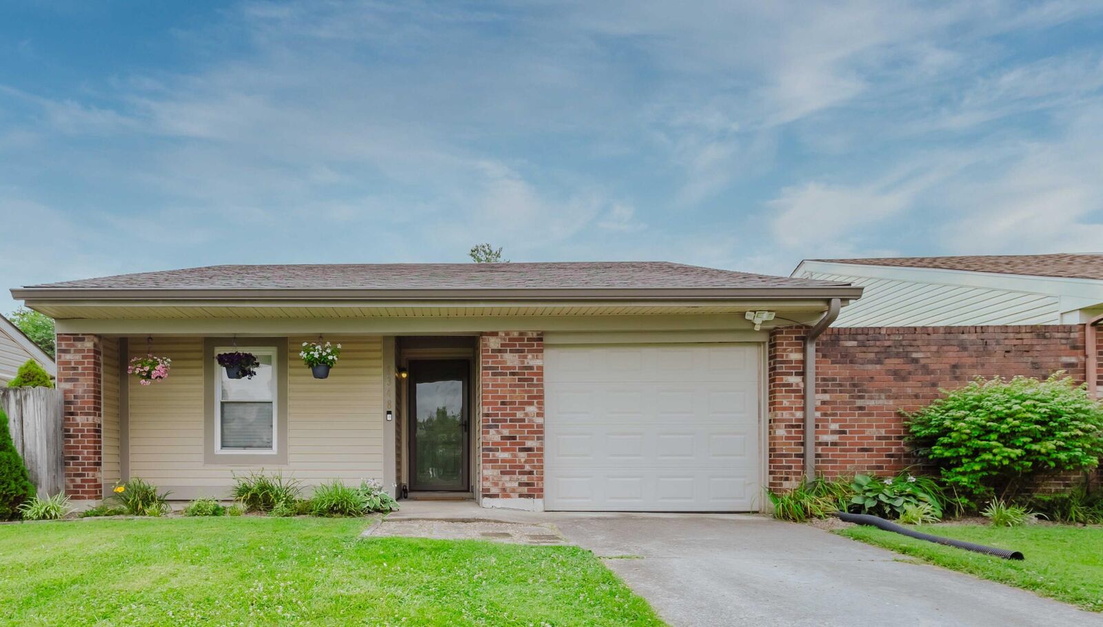 Property Photo: 1348 Grafton Drive KY 40515