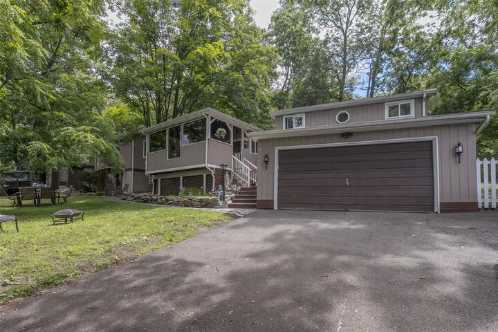 17 Northside Lane  Greenwood Lake NY 10925 photo