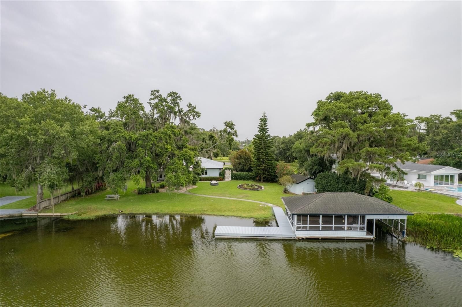 Property Photo: 5497 Alandale Court FL 32839