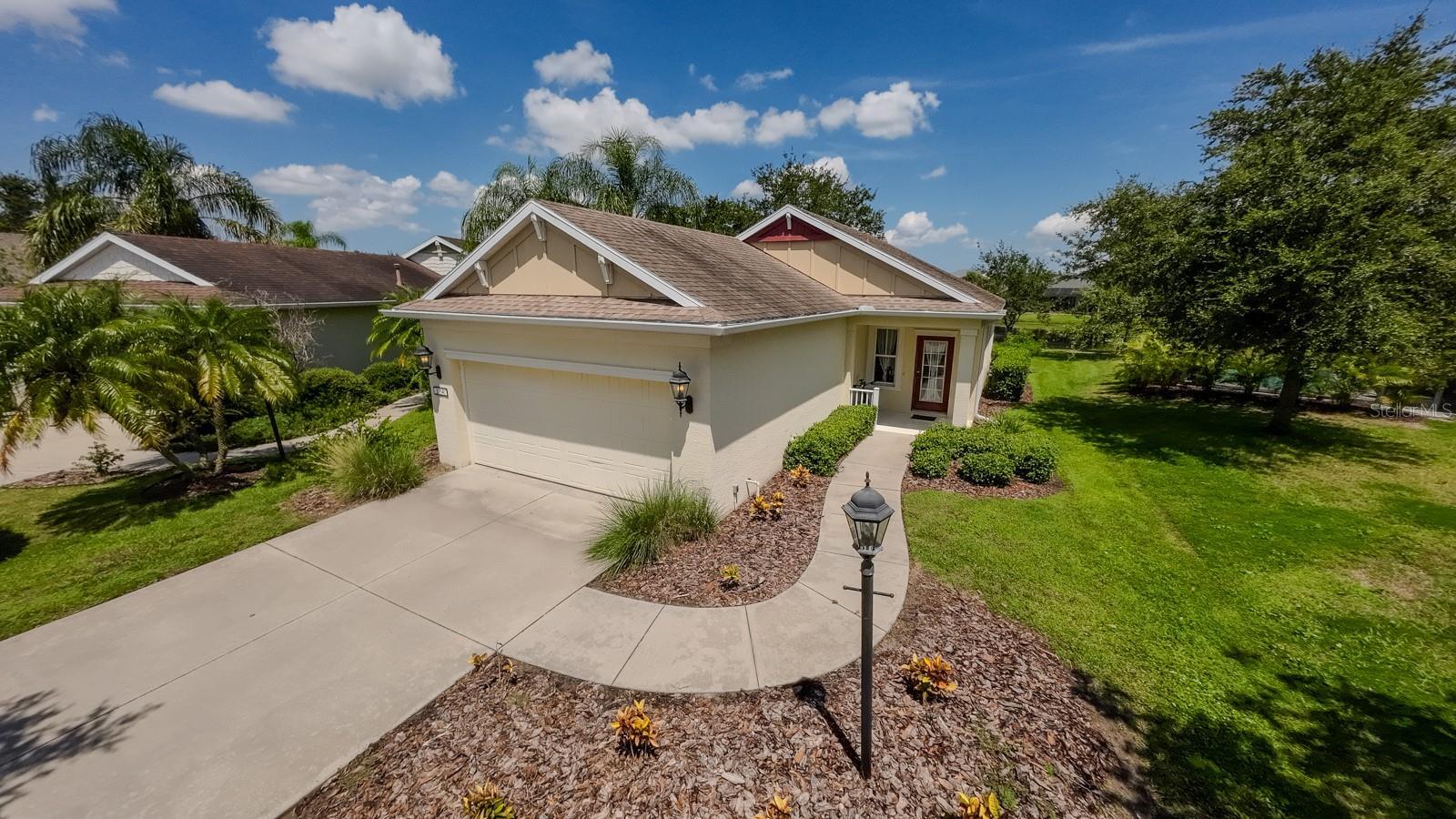 Property Photo: 11641 Piedmont Park Crossing FL 34211