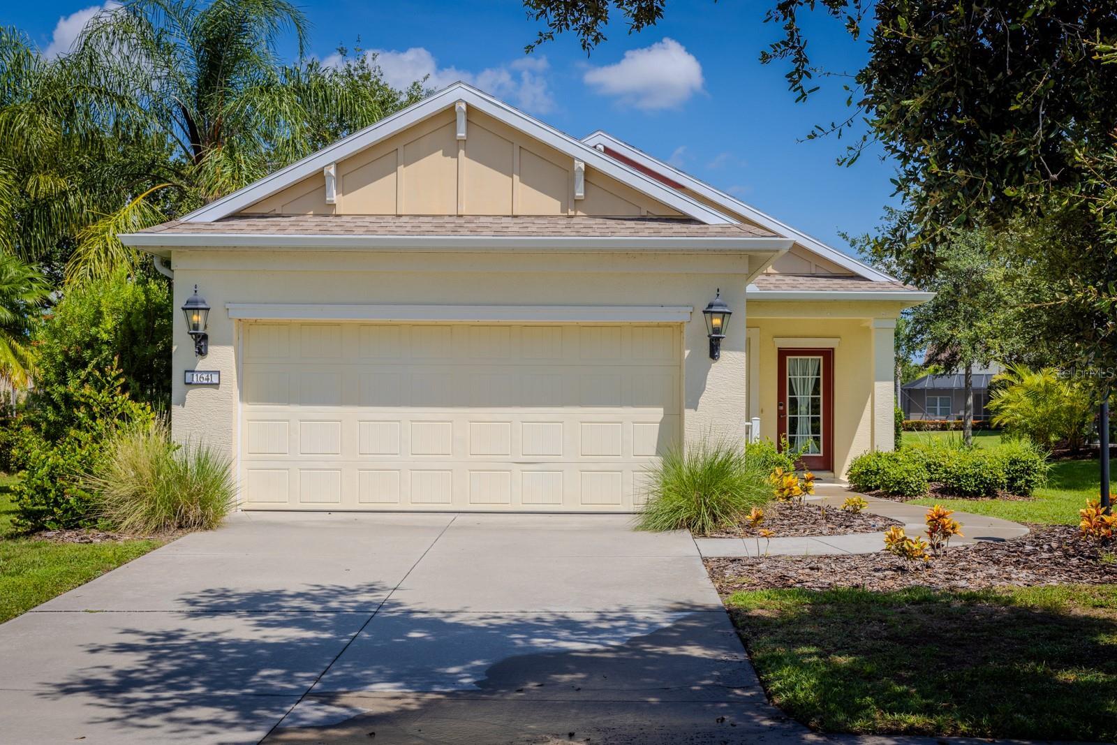 Property Photo: 11641 Piedmont Park Crossing FL 34211