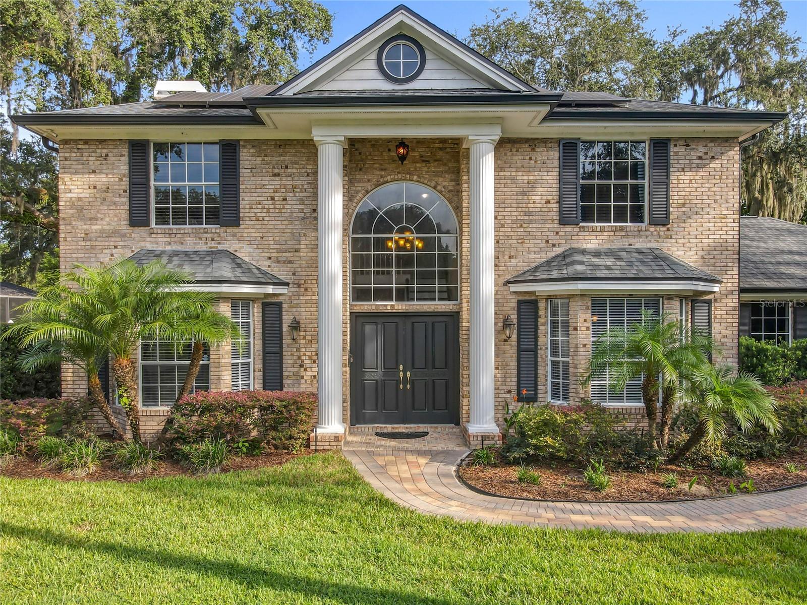 Property Photo:  628 W Palm Valley Drive  FL 32765 
