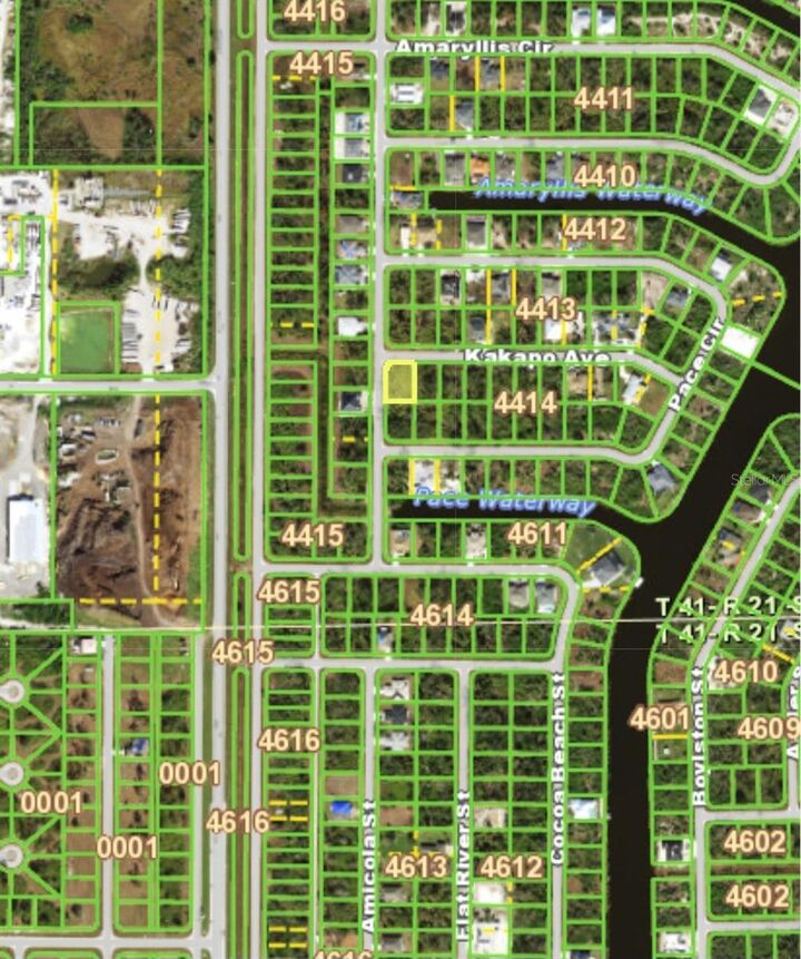 Property Photo: 13147 Kakapo Avenue FL 33981