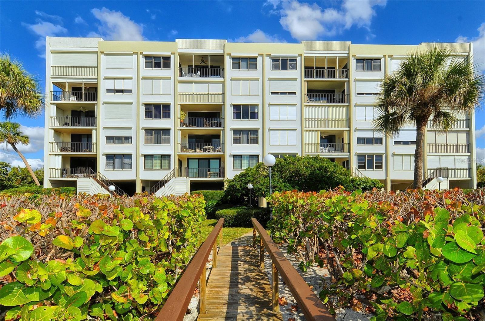 Property Photo: 2675 Gulf Of Mexico Drive 404 FL 34228