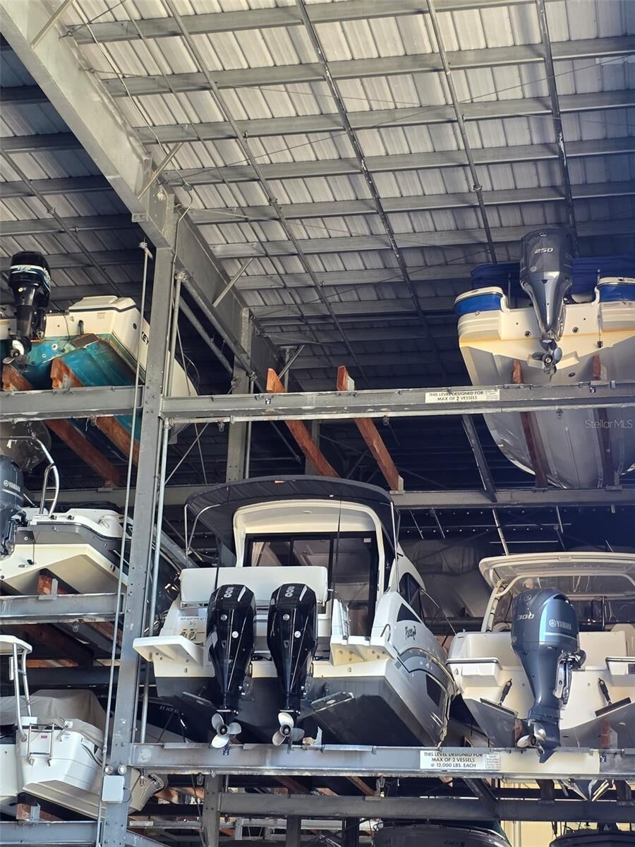 Property Photo:  570 Blackburn Point Road 6  FL 34229 