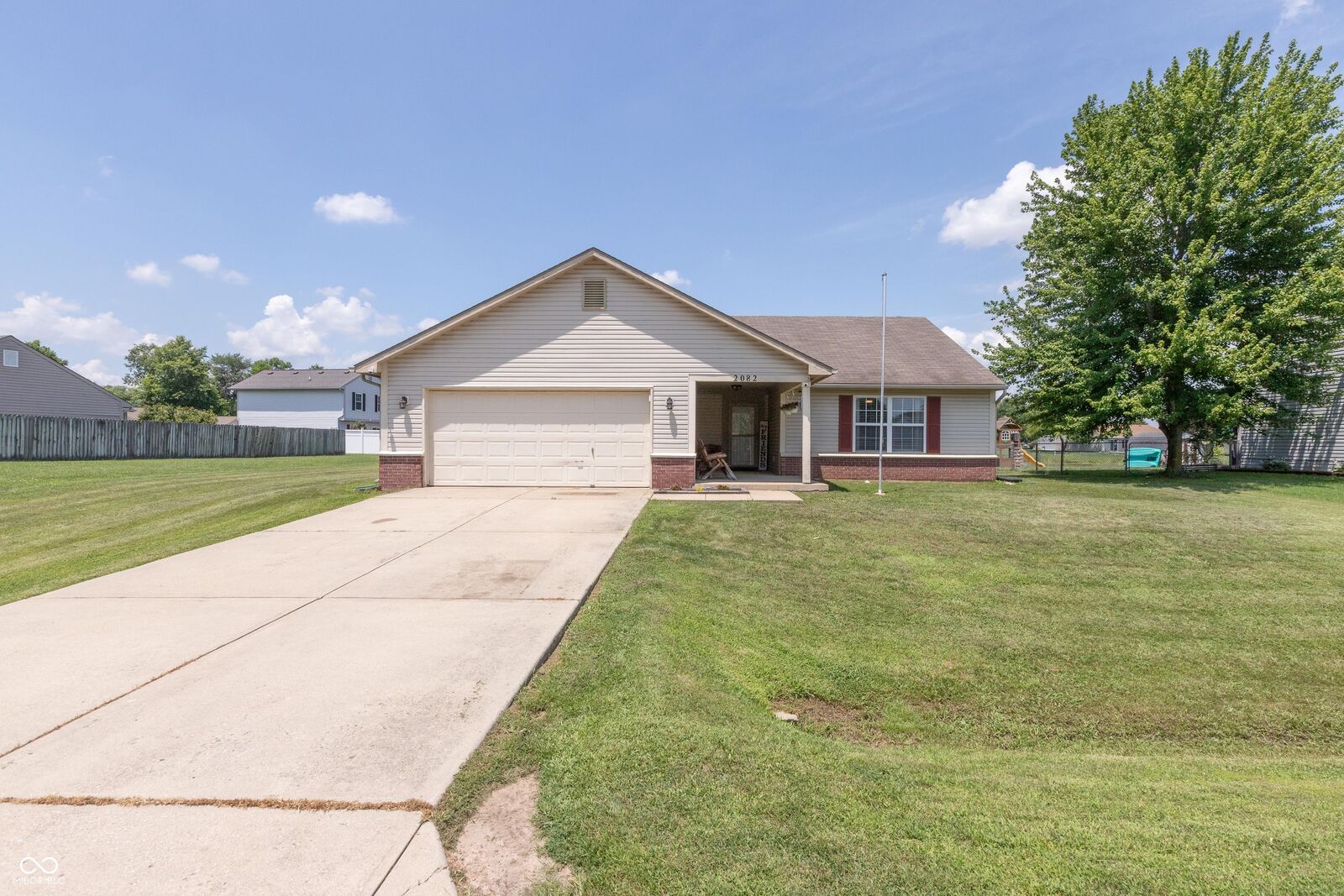 Property Photo: 2082 Fiesbeck Drive IN 47201