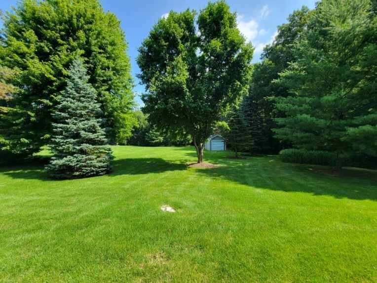 Property Photo: 25520 Deer Ridge Trl WI 53185
