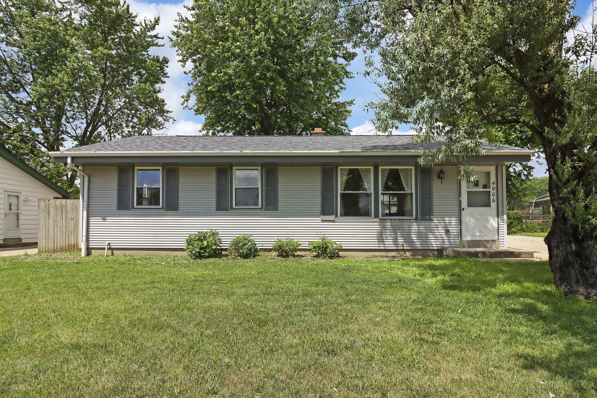 4906 44th Ct  Kenosha WI 53144 photo