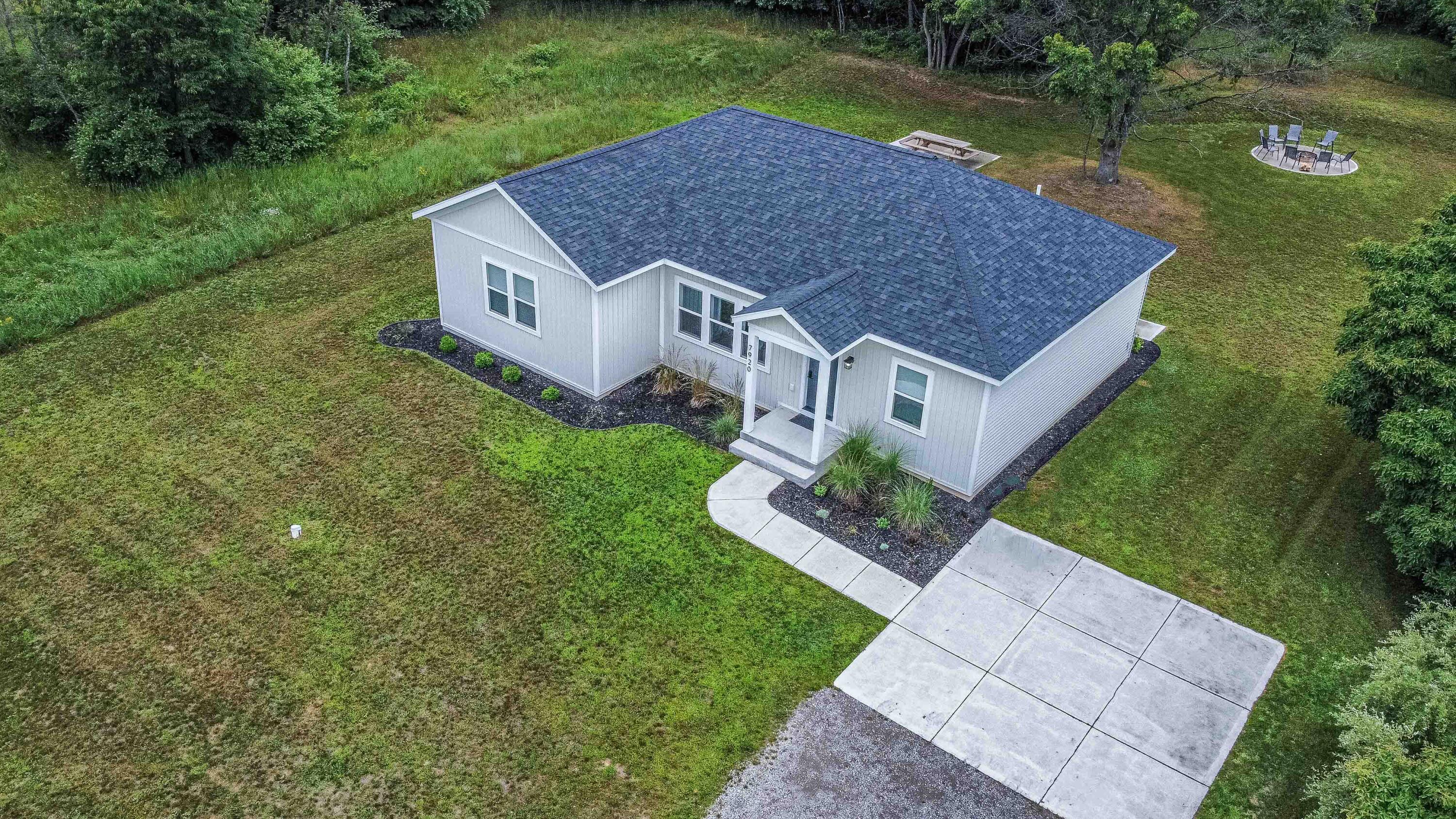 Property Photo: 7920 W Juniper Beach Road MI 49436