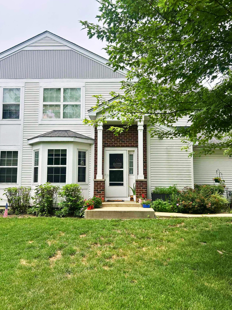 Property Photo: 32403 N Mackinac Lane IL 60051