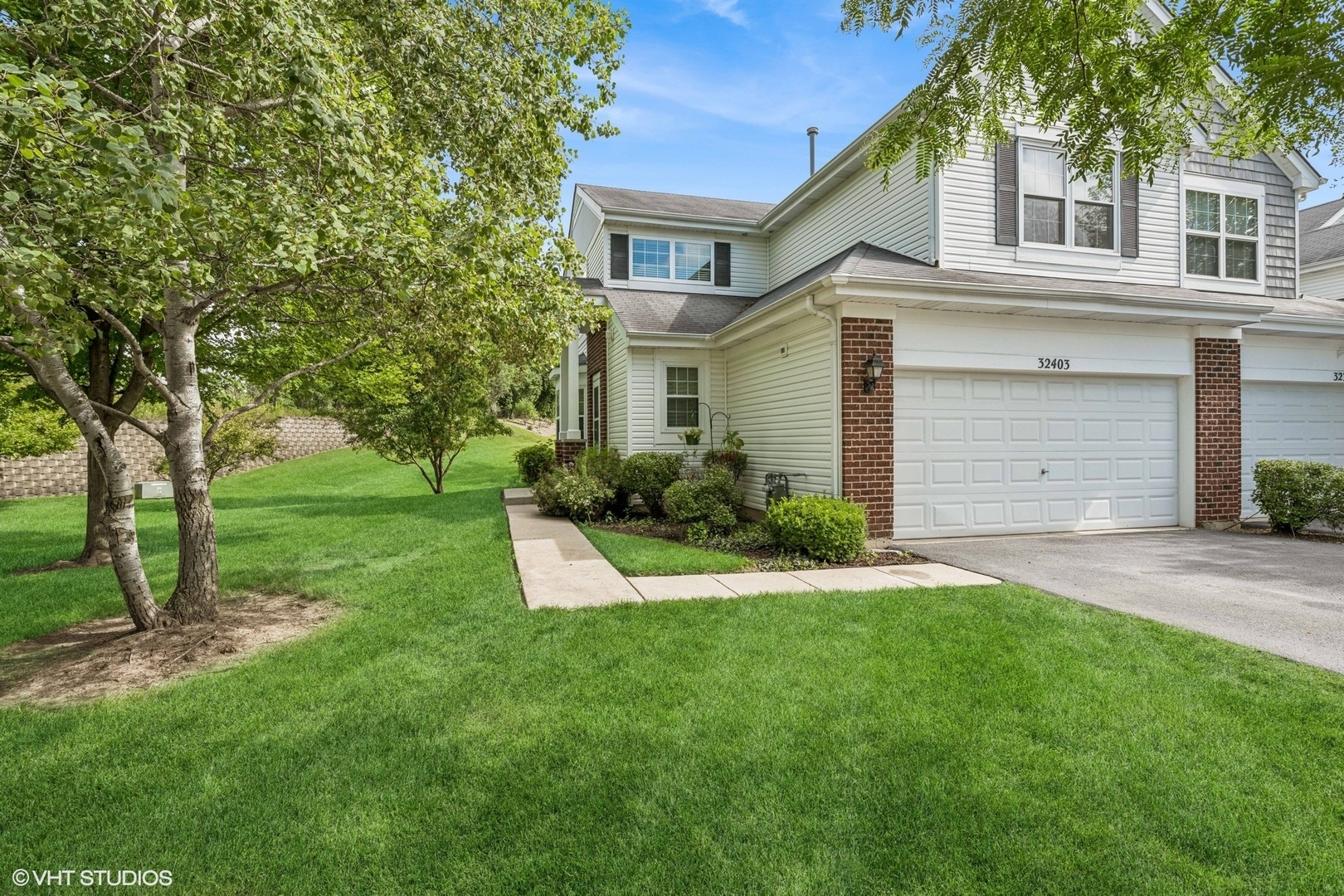 Property Photo: 32403 N Mackinac Lane IL 60051
