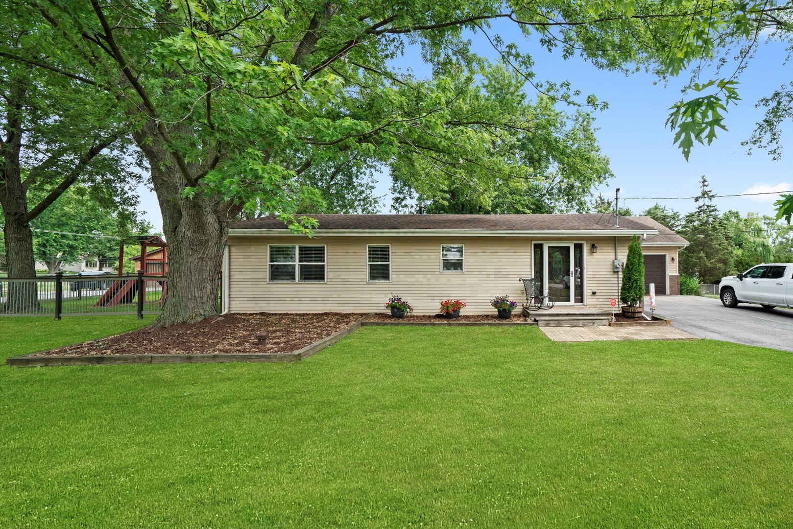17011 Le Claire Avenue  Tinley Park IL 60477 photo