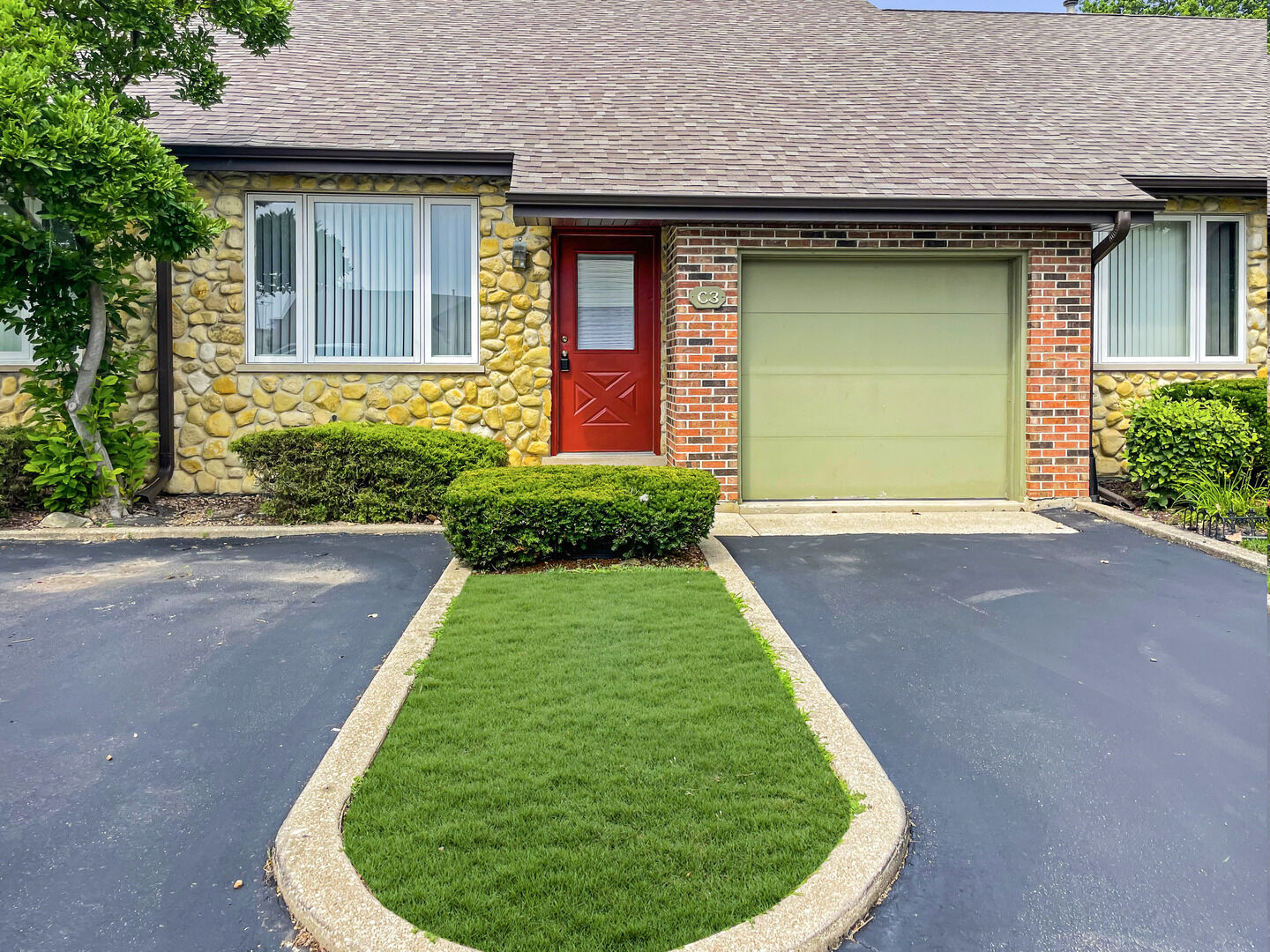 Property Photo:  8148 W 111th Street C3  IL 60465 