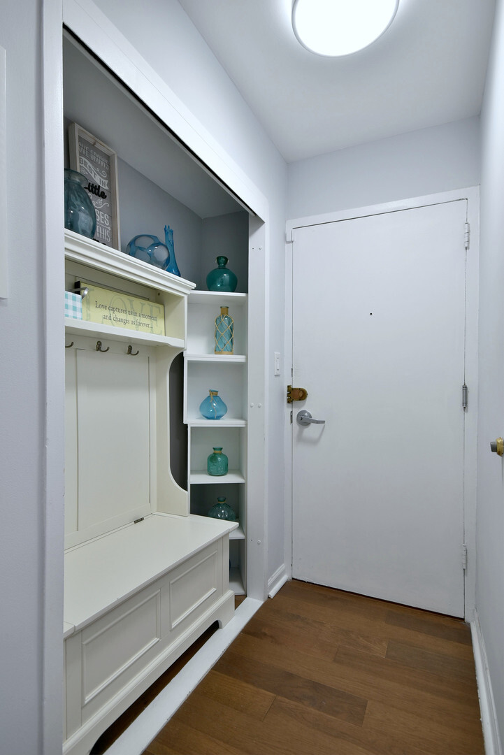 Property Photo: 3950 N Lake Shore Drive 1202 IL 60613