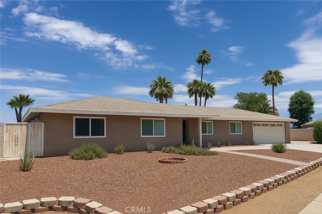 Property Photo: 41150 Nona Court CA 92544