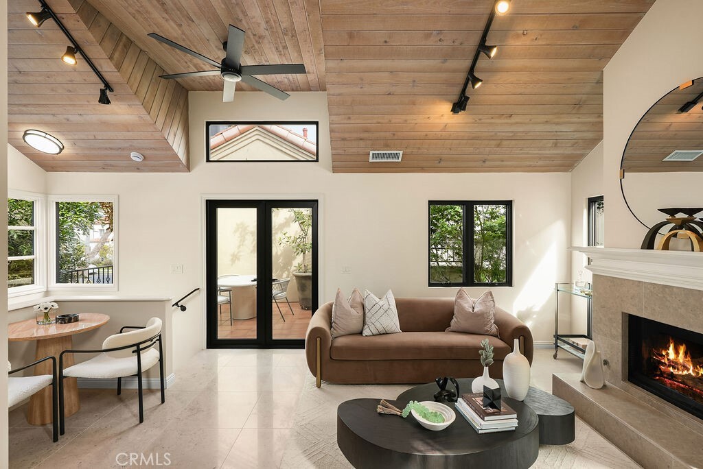 Property Photo: 441 1/2 Goldenrod Avenue CA 92625