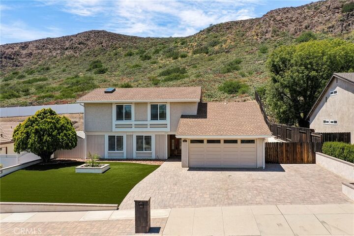 3257 N Big Sky Drive  Thousand Oaks CA 91360 photo