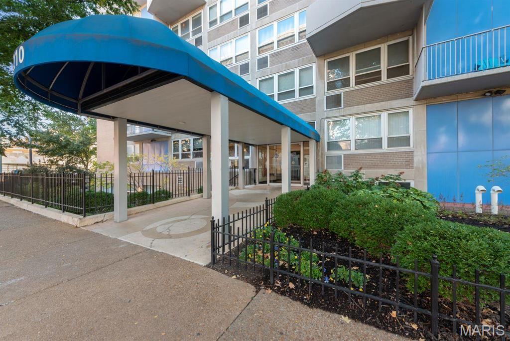 Property Photo:  210 N 17th Street 509  MO 63103 