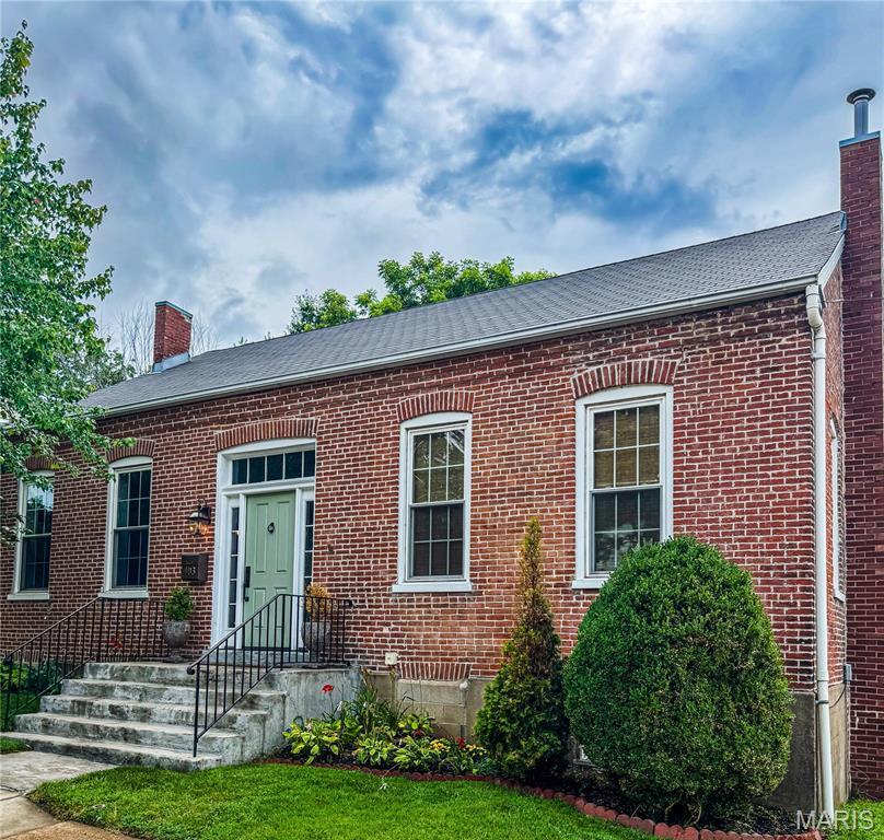Property Photo: 403 Stafford Street MO 63090