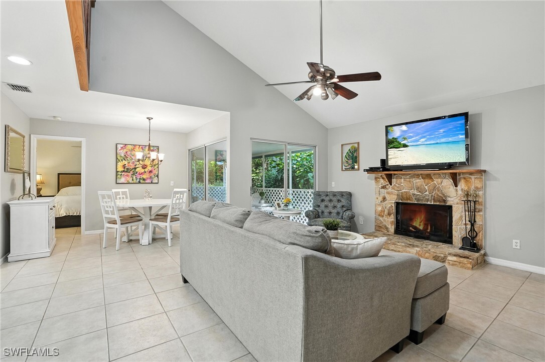 Property Photo:  3380 Timberwood Circle  FL 34105 