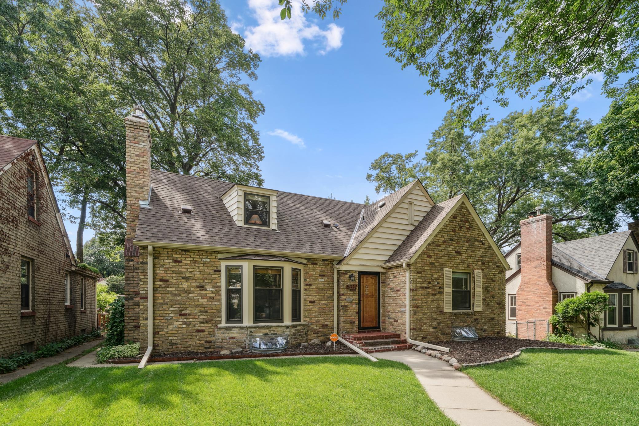 Property Photo:  5912 Park Avenue  MN 55417 