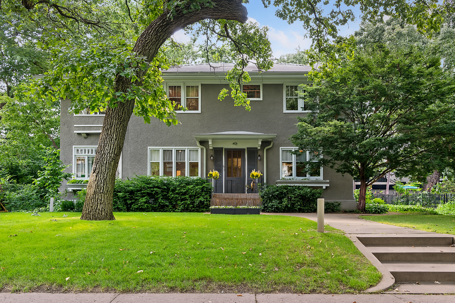 Property Photo: 4626 Dupont Avenue S MN 55419