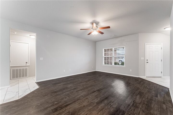 Property Photo:  802 SW Green World Street  AR 72712 