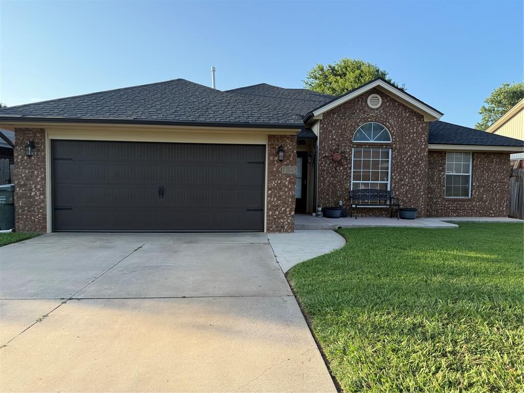 Property Photo: 2025 Sierra OK 73071