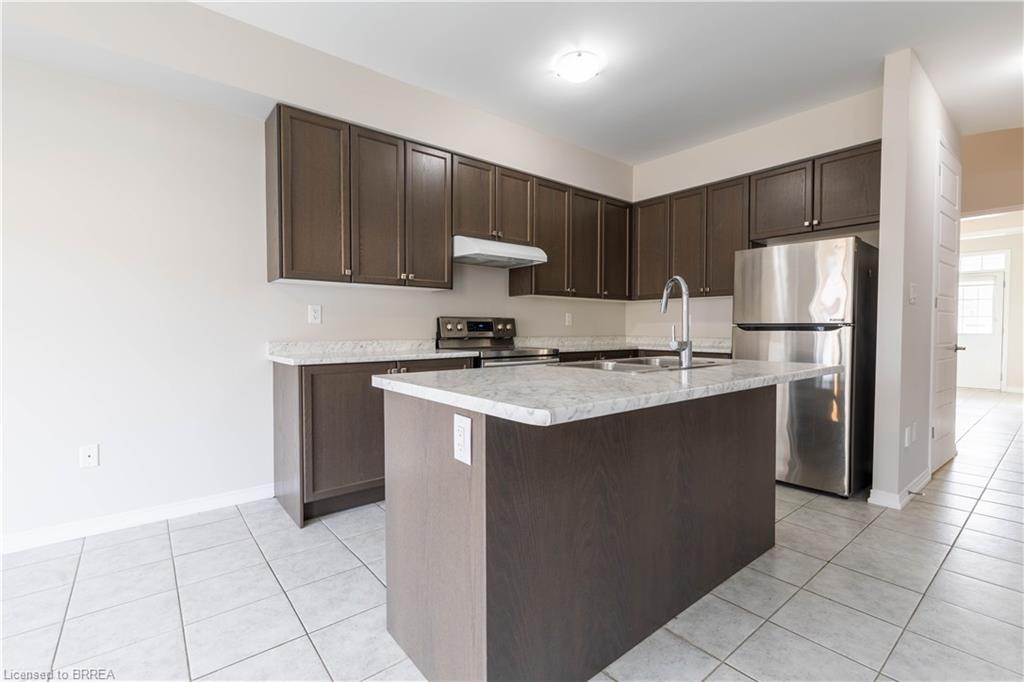 Property Photo: 15 Munro Circle ON N3T 0P9