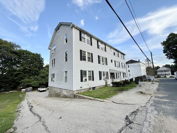 Property Photo:  19 Williams St  MA 01571 