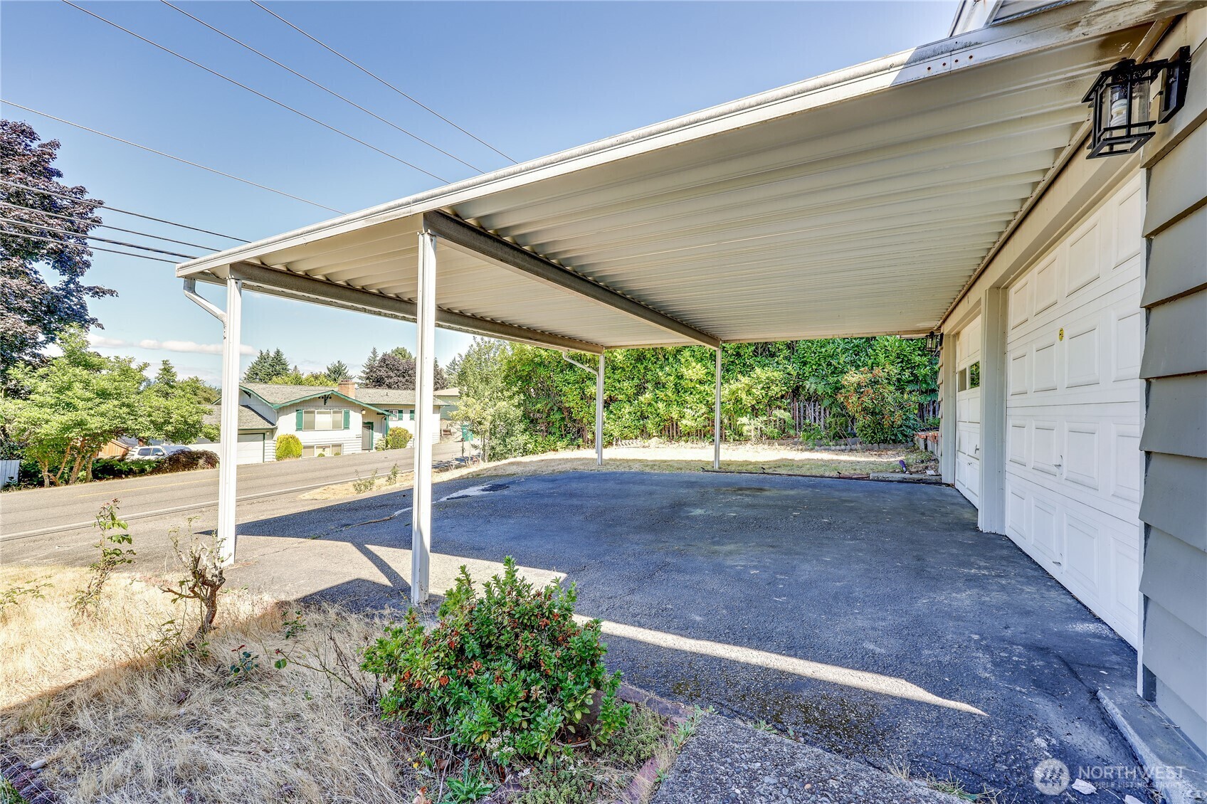 Property Photo:  1802 NE Windermere Drive  WA 98310 