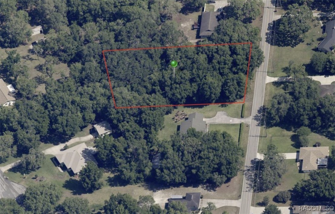 Property Photo:  350 N Kensington Avenue  FL 34461 