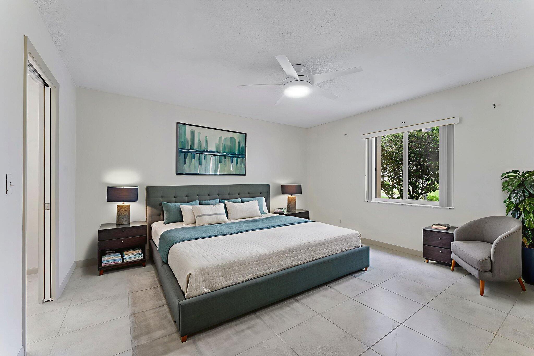 Property Photo: 1521 NW 18th Avenue 103 FL 33445
