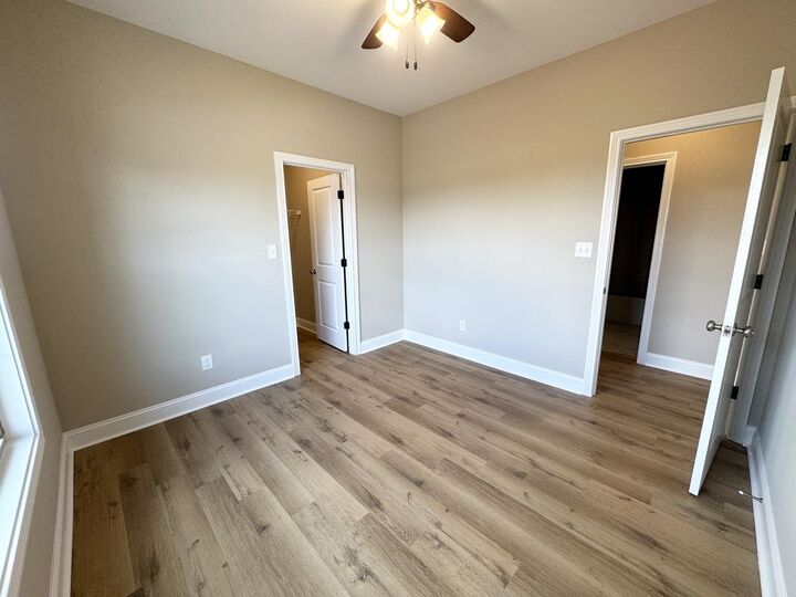 Property Photo: 1344 Helmsdale Avenue KY 42101