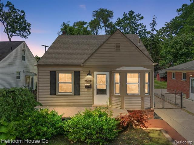 2718 Hubbard Street  Dearborn MI 48124 photo