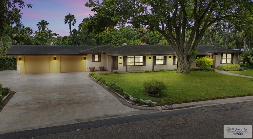 Property Photo:  509 Lake Drive  TX 78550 