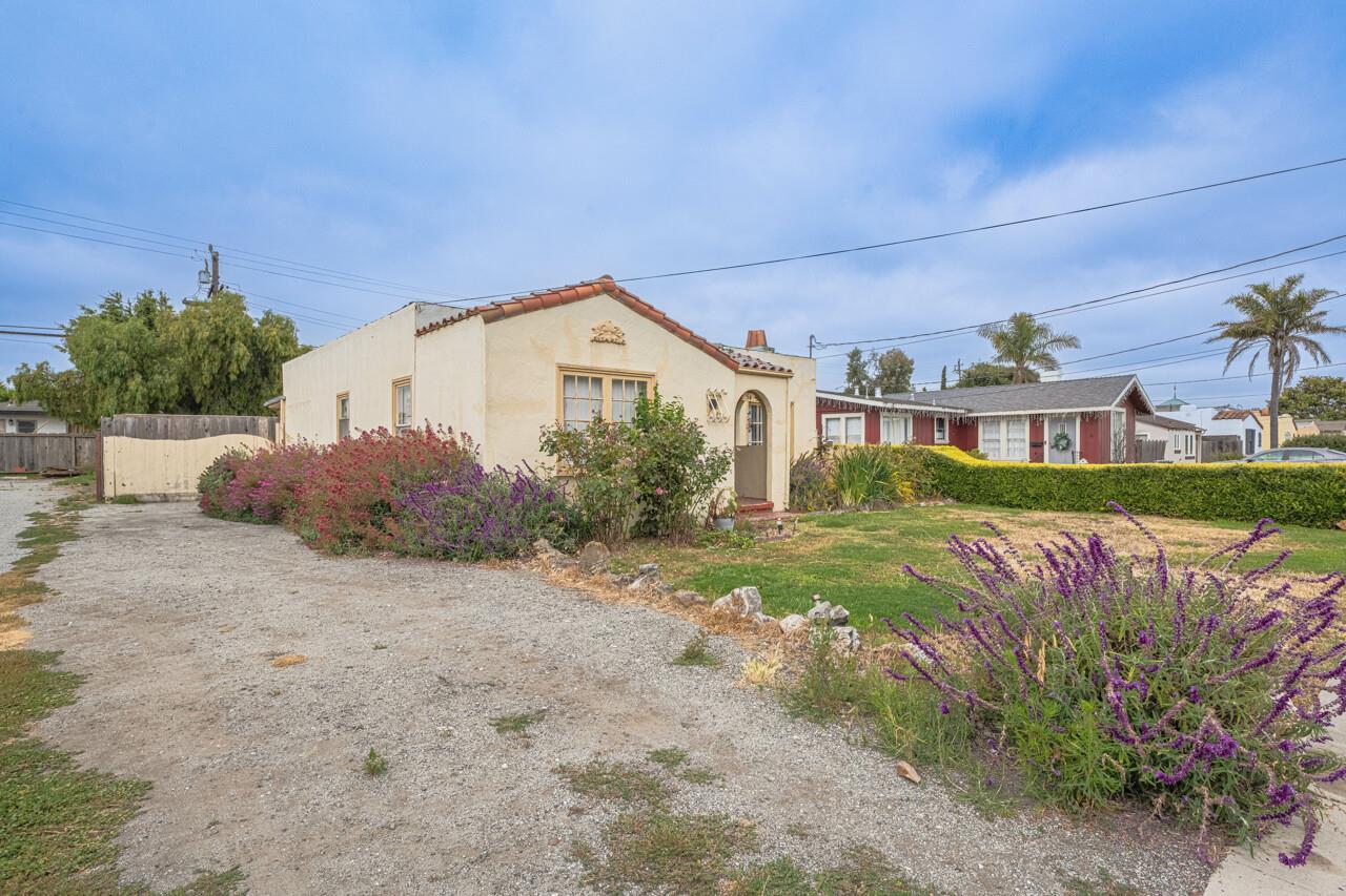 54 Katherine Avenue  Salinas CA 93901 photo