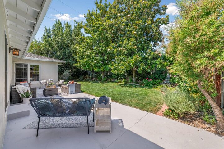 Property Photo:  207 Thomas Drive  CA 95032 